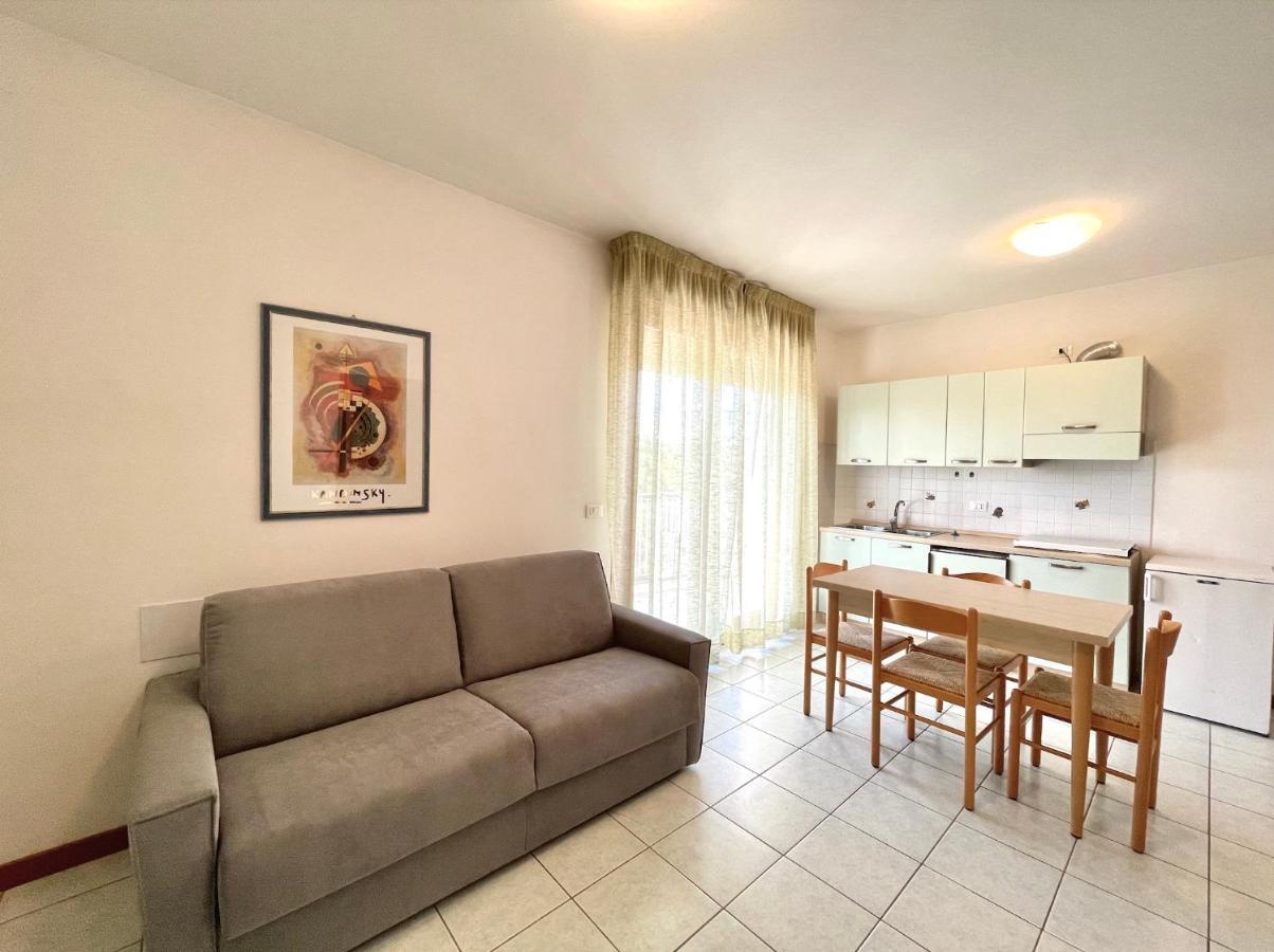 Palazzo Masotto - Carraro Immobiliare Jesolo - Family Apartments Экстерьер фото